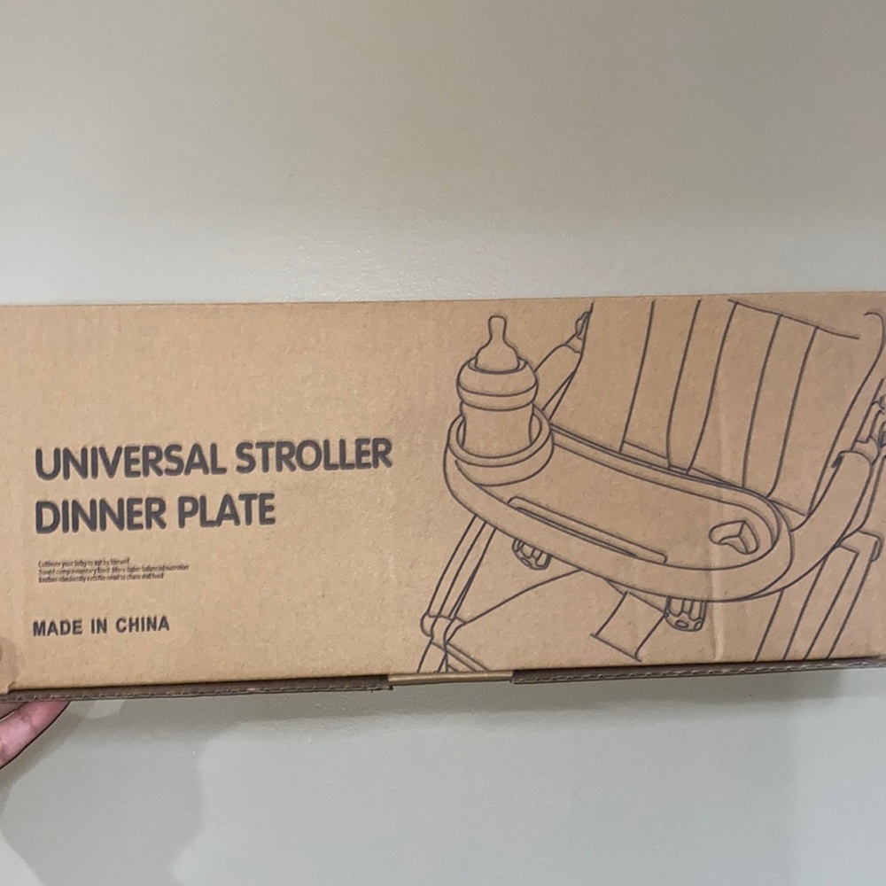 Universal stroller dinner plate
